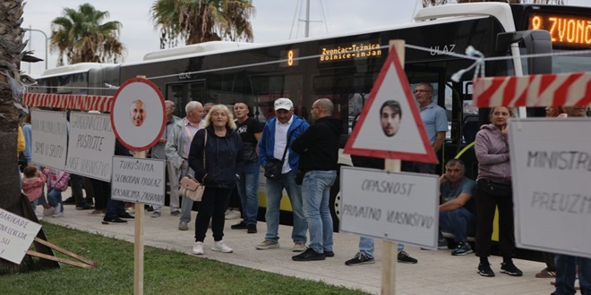 'ZAŠTO PRAVIŠ SLONA OD MENE?' Prenosimo poruke prosvjednika: Ne može. Ništa bez dogovora s vlasnicima zemljišta! 