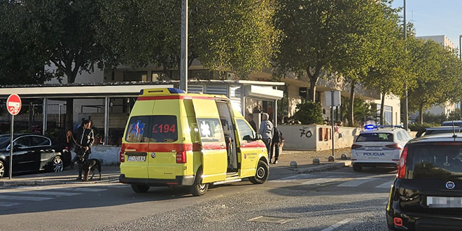 PROMETNA NA BRDIMA Vozilo oborilo stariju pješakinju, prevezena je u bolnicu