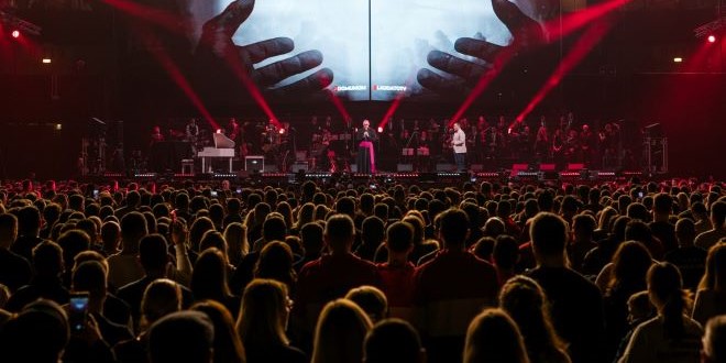 Rasprodane ulaznice za tribine za domoljubni koncert 'Domu mom', tope se i za parter