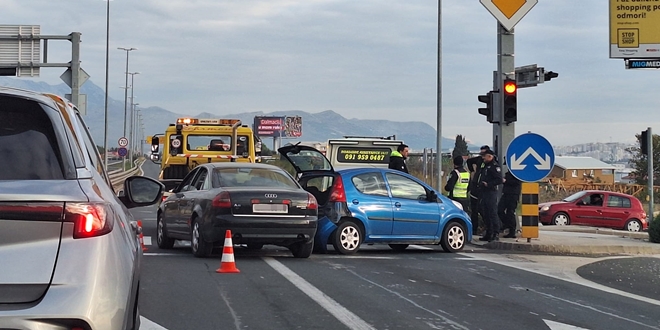 PROMETNA U KAŠTELIMA Jedna osoba ozlijeđena