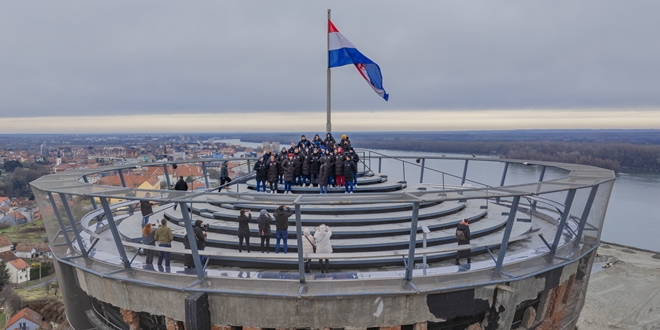 Barakude na vukovarskom Vodotornju