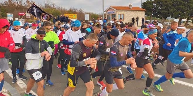 21. IZDANJE Tradicionalni polumaraton i utrka na 10 milja u čast akcije Maslenica