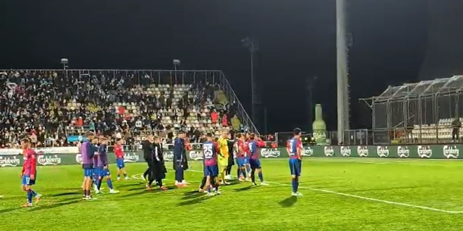 VIDEO: Pogledajte kako je Torcida ispratila igrače Hajduka