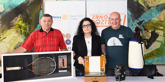 FOTO/VIDEO Oliverov reket ide na aukciju Zrno pozitive