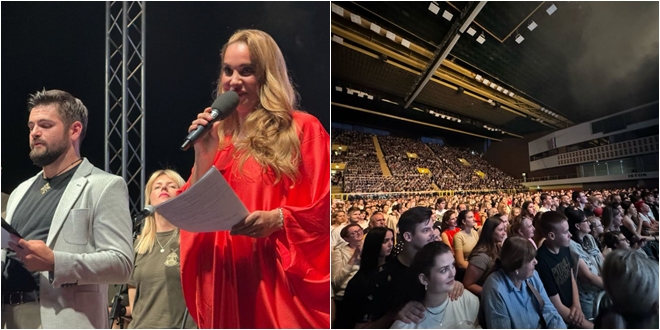 PUNE GRIPE Prvi su zapjevali članovi Zajednice Sv. Ivana od Križa