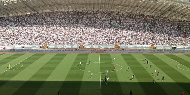 KRAJ: Slavlje Dinama na Poljudu, utakmicu obilježila velika pogreška Lučića!
