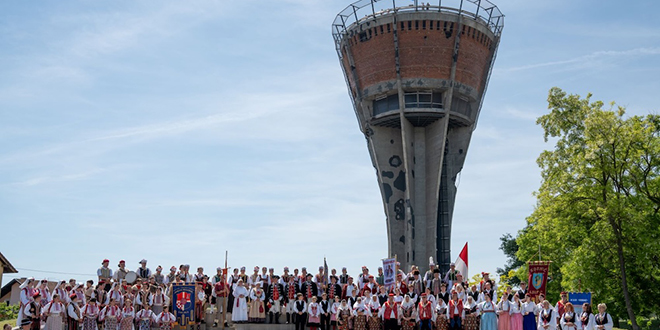 FOTO Svečano otvoren 7. Festival 'SVI zaJEDNO HRVATSKO NAJ'