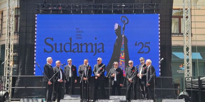 SUDAMJA Počeo 37. susret pučkih pjevača i dalmatinskih klapa
