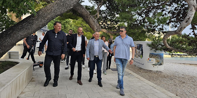 FOTO Boban: U Tučepima realiziramo velike projekte poput škole i dvorane