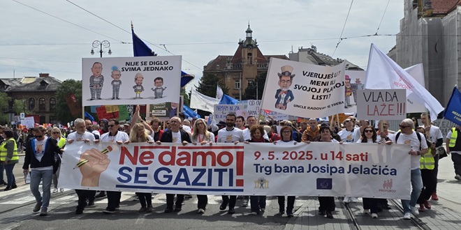 FOTO/VIDEO Veliki prosvjed prosvjetara