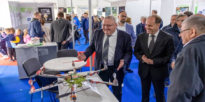 AGRO ARCA Sajam poljoprivrede i 16. međunarodni sajam inovacija u poljoprivredi, prehrambenoj industriji i poljoprivrednoj mehanizaciji 