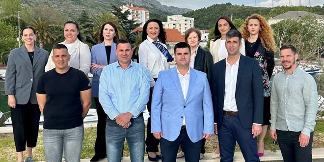 DUGI RAT: Koalicija HDZ-HSP predstavila listu za Općinsko vijeće
