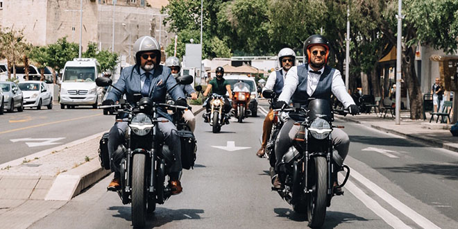 Moto vožnja Splitom u finim odijelima, protiv raka prostate