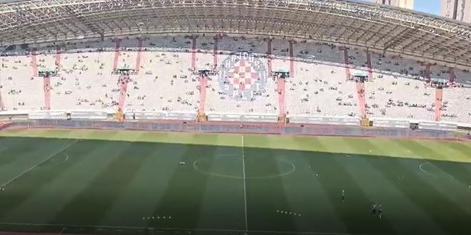 SAT PRIJE UTAKMICE Poljud gotovo prazan, pun samo gostujući ulaz