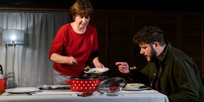 FESTIVAL GLUMCA Dvije nagrade za 'Dalmatinsku kuhinju' Hrvoja Korbara u produkciji splitskog kazališta PlayDrama