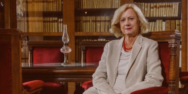 PRIGODNA ĆAKULA 'Zbirka muzejskih uspomena dr. sc. Fani Celio Cege: Retrospektiva radnog vijeka'