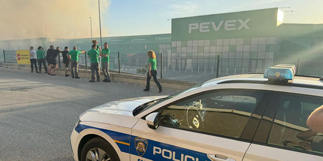 PEVEX: 'Zahvaljujemo vatrogascima koji su gasili požar u Sućurcu, a njihovom kolegi koji se ozlijedio želimo brz oporavak!'