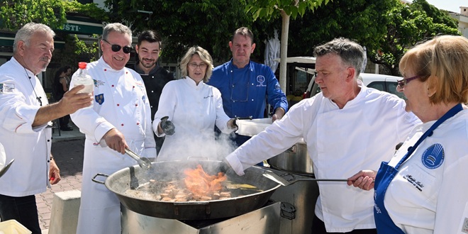 Gastro gušti Festivala domaće spize u Tučepima, Brelima i Podgori