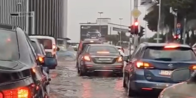 VIDEO Obilna kiša pogodila Split, Ulica Domovinskog rata opet pod vodom
