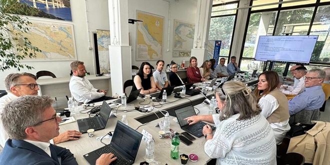 Održana radionica 'S-100 za e-Navigaciju - implementacija novog standarda u Republici  Hrvatskoj' 