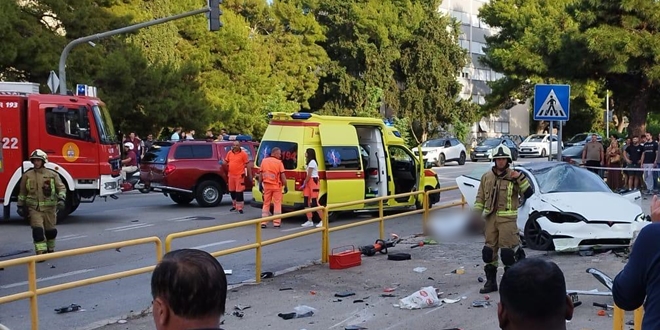 Teška prometna kod Sunčanog sata, jedna osoba poginula
