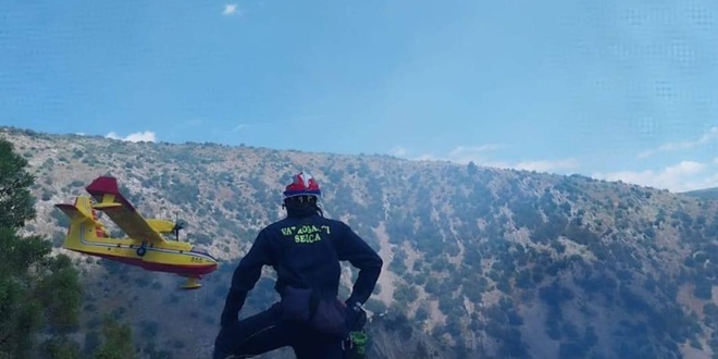 ZLI DOL NA BRAČU Vatrogasci se borili s požarom koji je progutao 20 hektara šume