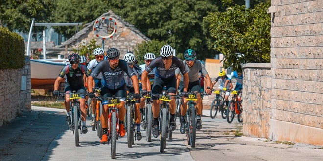 Biciklistički event Uvati vitar 2025. okrenuo staze - naopačke