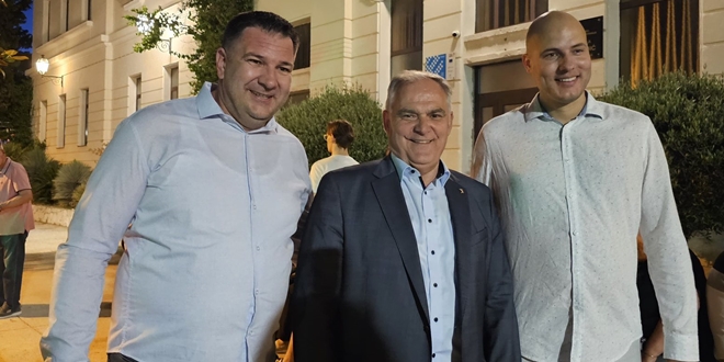  Boban: Slavili smo rođendan naše domovine onako kako i treba: zajedno, s osmijehom i vjerom u bolje sutra'