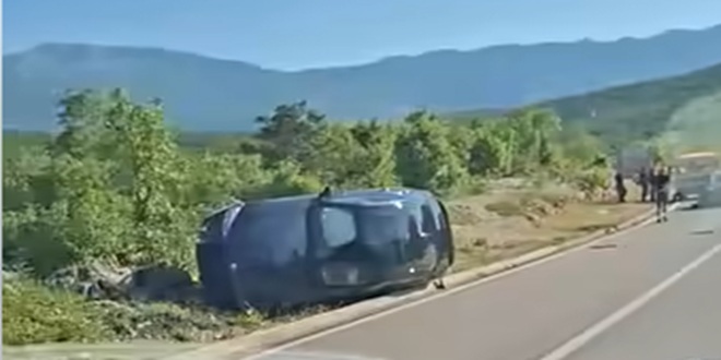 VIDEO Između Poljica i Zagvozda završio na krovu