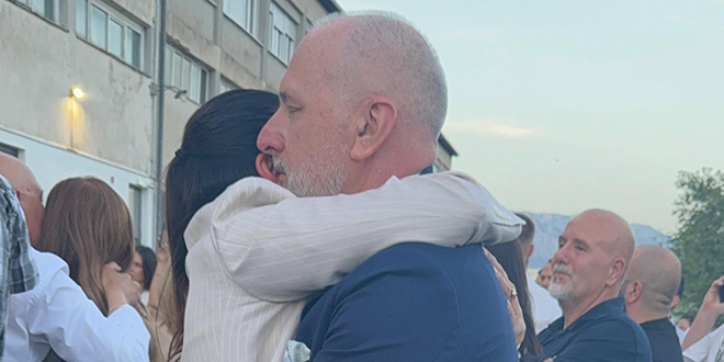 VIDEO Najemotivniji događaj večeri u stožeru HDZ-a