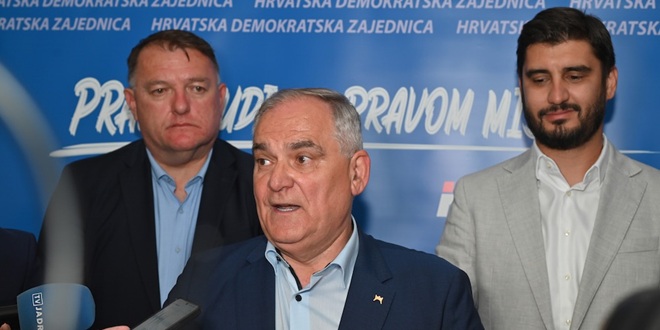 ŽUPANOVA PORUKA: 'Ljubav za svoj narod je neupitna. Dragi Tomo, dajen ti rič da će suradnja Splita, nas i Vlade biti na ponos Hrvatske'