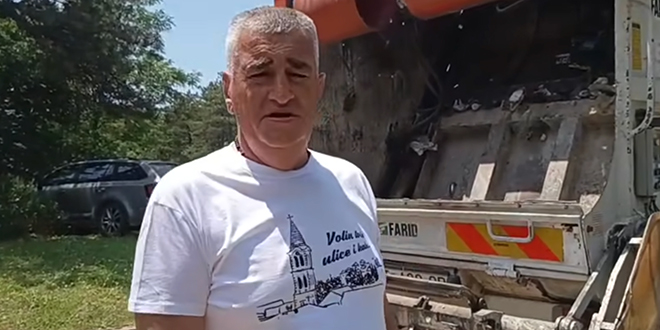 VIDEO Bulj s četiri kamiona smeća krenuo prema Lećevici