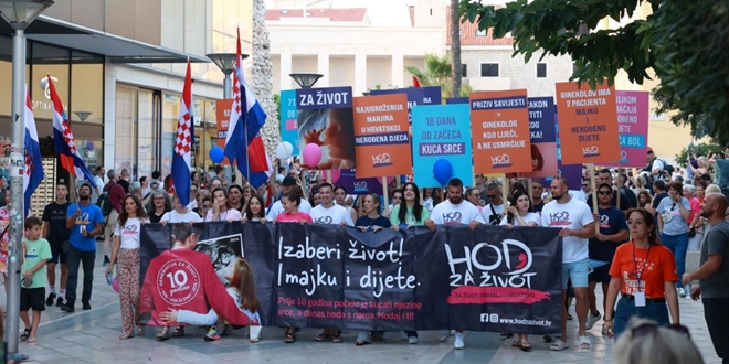 Hod za život u Splitu: 'Pobačaj je najgori oblik nasilja koji se može dogoditi uz zakonsku zaštitu'