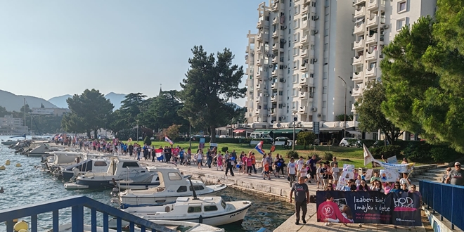 I u Pločama održan 'Hod za život': Potpora majkama i zaštiti nerođenog života