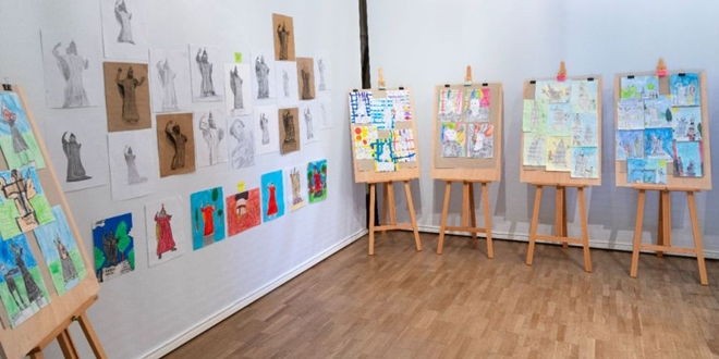 Odabrani dobitnici likovnog natječaja 'Nacrtaj me': U Atelijeru za glinu Galerije Meštrović izložen 171 pristigli rad