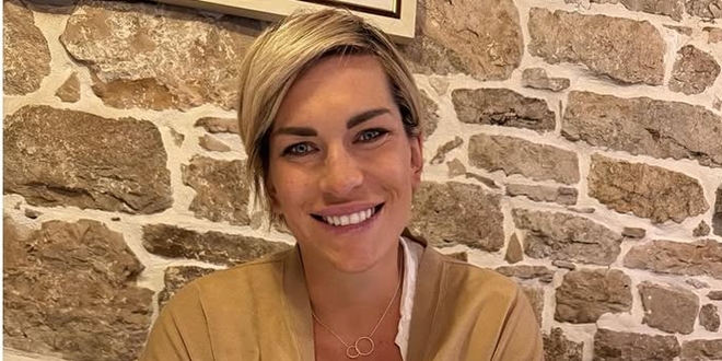 STIGLA PRINOVA Nika Fleiss postala majka