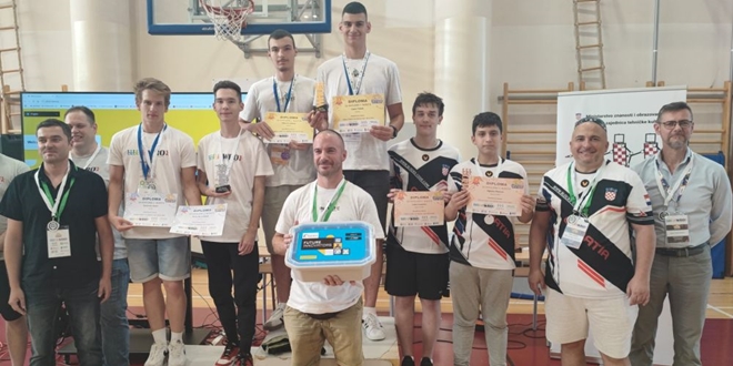 Splitski robotičari briljirali na nacionalnom finalu natjecanja World Robot Olympiad u Samoboru