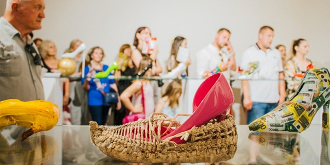 Otvorena izložba 'Catwalk' Klaudije Maleš u Muzeju grada Trogira