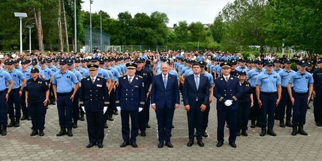 Svečana prisega povodom završetka školovanja učenika 4. razreda Policijske škole 'Josip Jović'