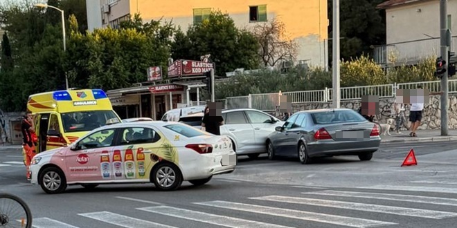 FOTO Sudar na križanju Kranjčevićeve i Dubrovačke u Splitu