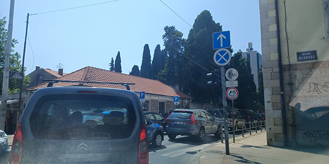 Prometni kolaps u Splitu: Zvonimirova zakrčena, zastoji prema Solinu i Stobreču