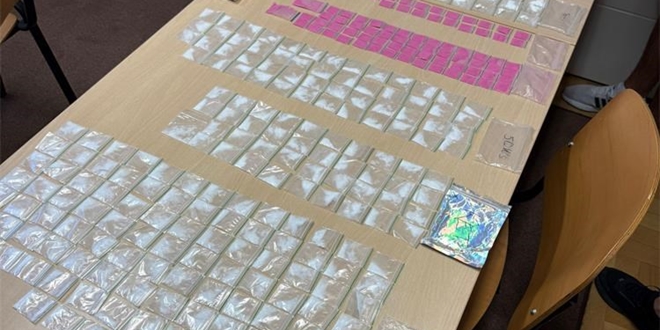 Šibenska policija kod dvojice Britanaca pronašla veću količinu raznih droga