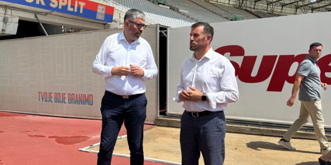 KROV JE NAJVEĆI PROBLEM Bilić: Letali su limovi, sreća što igrači jutros nisu bili na treningu