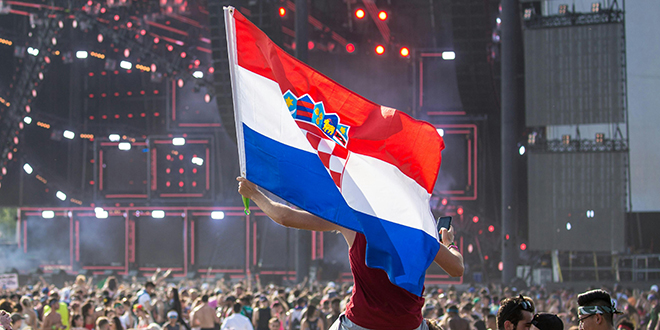UOČI PROSLAVE OLUJE: Domoljubni koncert u Radošiću - Neka vide da nas ima