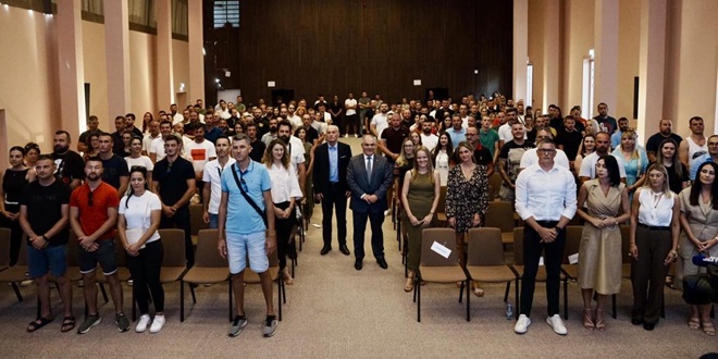 FOTO/VIDEO: ULAGANJE U BUDUĆNOST Dodijeljeno preko 800.000 eura poticaja za 223 poduzetnika i obrtnika
