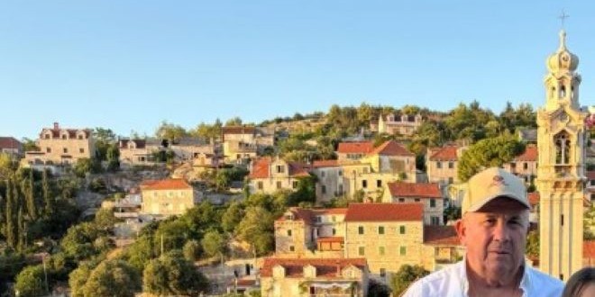 Kerum u posebnom društvu i na posebnoj lokaciji