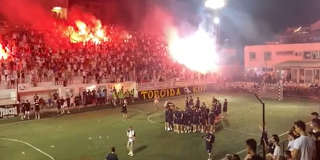 VIDEO: Pogledajte kako je Torcida dočekala momčad Hajduka