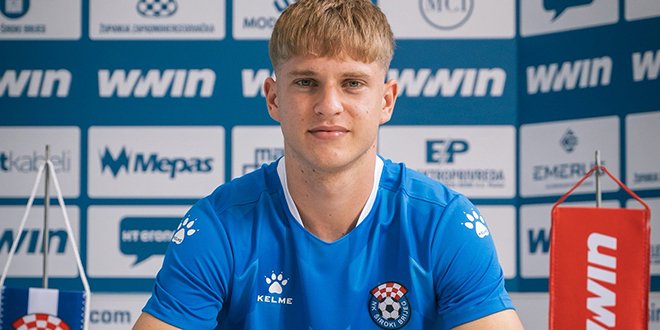U juniorima Hajduka je kotirao kao veliki talent, nećak je trenera Juventusa, a sada je pronašao prvi seniorski angažman