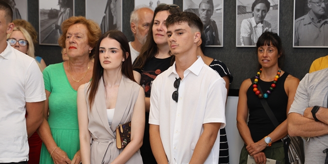 Fotoklub Split organizira stručno vodstvo kroz izložbu 'Ljubomir Garbin: svjedok vremena'