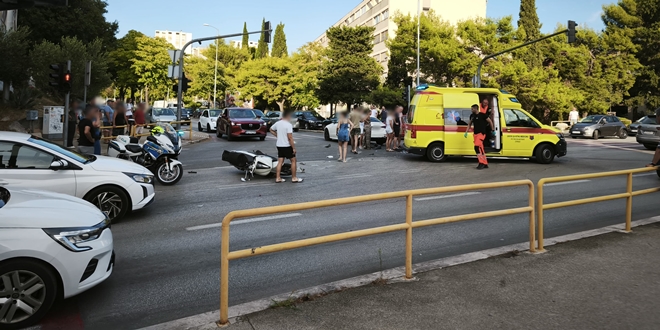 NOVA PROMETNA NA OPASNOM RASKRŽJU Ozlijeđen vozač motocikla
